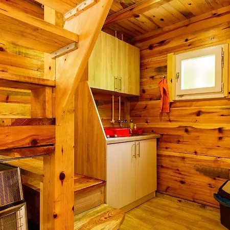 Brvnare 3 Zvezde Brvnara Veljko Holiday home *